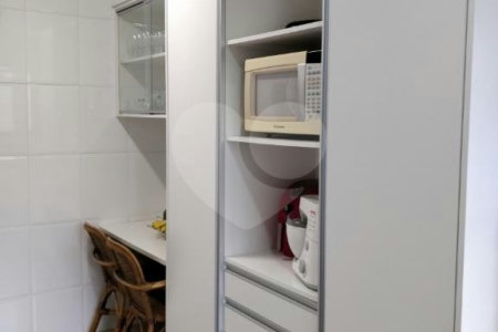 Apartamento à venda com 3 suítes em Jardim Ampliação, São Paulo, SP