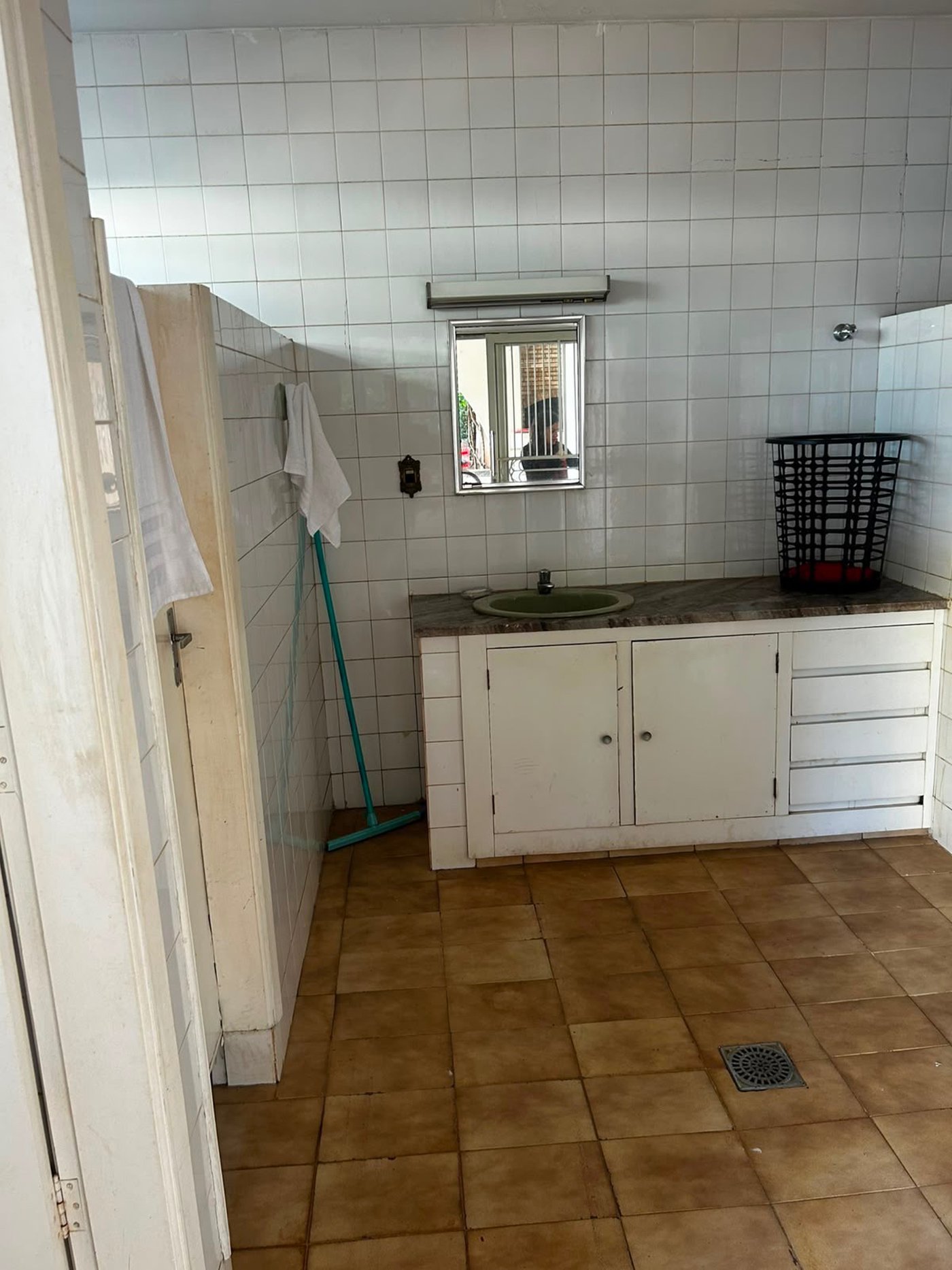 Casa à venda com 3 quartos, sendo 1 suíte,  em Vila Nova, Três Lagoas, MS