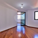 Apartamento à venda com 3 suítes em Campo Belo, São Paulo, SP