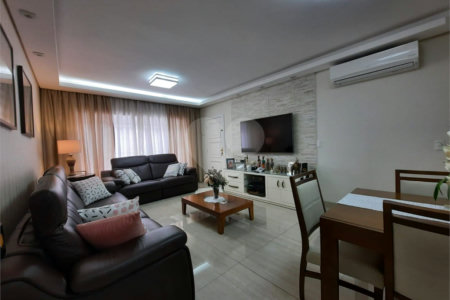 Sobrado à venda com 3 quartos, sendo 1 suíte, em Brooklin, São Paulo, SP