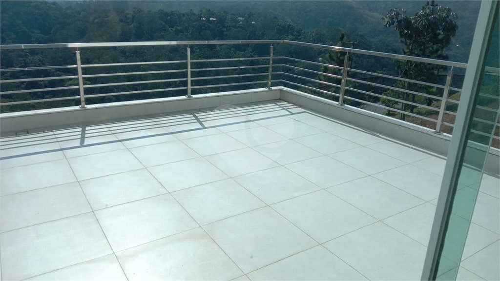 Casa à venda com 4 suítes em Jardim Imperial Hills Iii, Arujá, SP