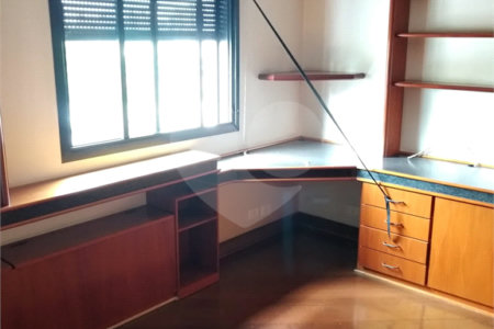 Apartamento à venda com 4 quartos, sendo 2 suítes, em Vila Monumento, São Paulo, SP