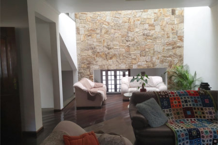 Casa à venda com 4 quartos, sendo 2 suítes, em Parque dos Príncipes, São Paulo, SP
