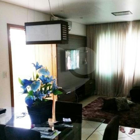 Casa à venda com 3 suítes em Vila Sônia, São Paulo, SP