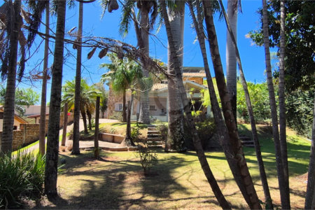 Casa à venda com 3 quartos, sendo 1 suíte,  no condomínio Vinhas da Vista Alegre - Lado Sede, Vinhedo - SP