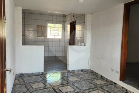 Casa à venda com 2 quartos no Centro, Poá, SP