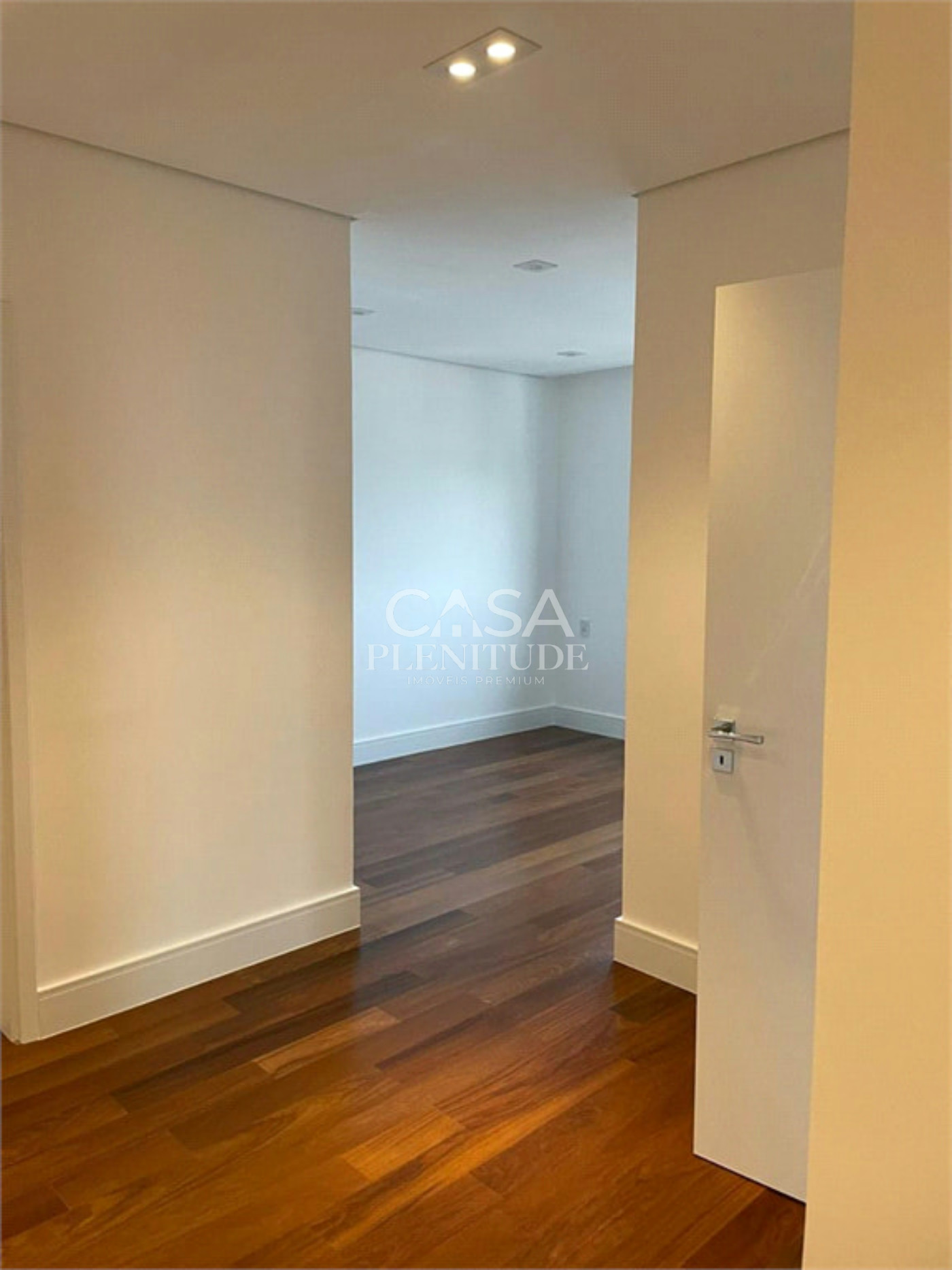 Apartamento à venda com 3 suítes em Jardim Faculdade, Sorocaba, SP