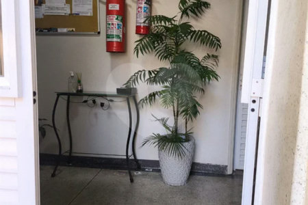 Apartamento para alugar com 1 quarto em Vila Nivi, São Paulo, SP