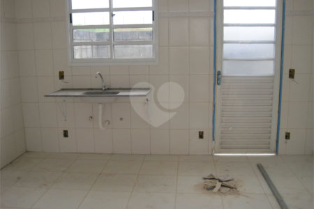 Casa à venda com 2 quartos no condomínio Vilas de Bonsucesso, Guarulhos - SP