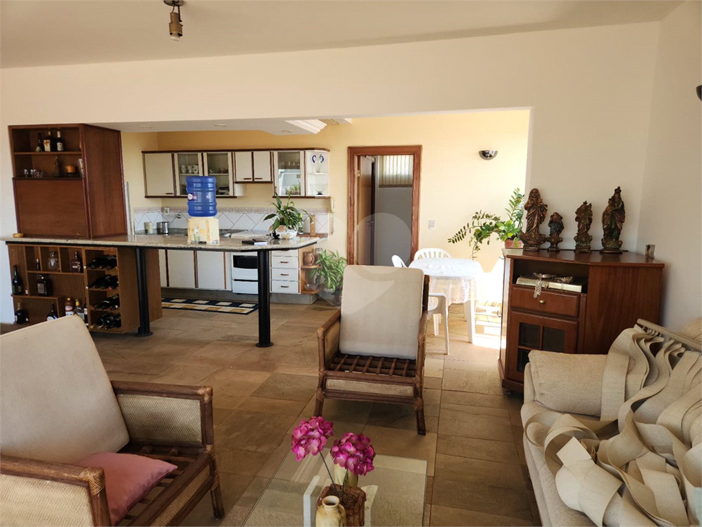 Apartamento à venda ou para alugar com 5 quartos, sendo 2 suítes, no Centro, Araraquara, SP
