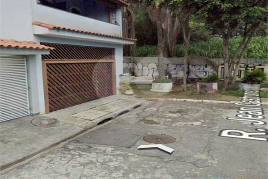 Sobrado à venda com 3 quartos, sendo 1 suíte, em Jardim Virginia Bianca, São Paulo, SP