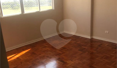 Apartamento à venda com 2 quartos em Cambuci, São Paulo, SP