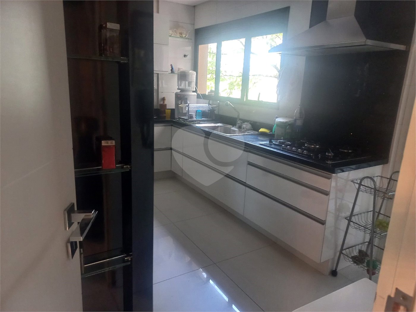 Apartamento à venda com 3 suítes em Vila Pompéia, São Paulo, SP