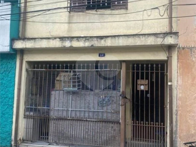Sobrado à venda com 4 quartos, sendo 1 suíte,  em Tremembé, São Paulo, SP
