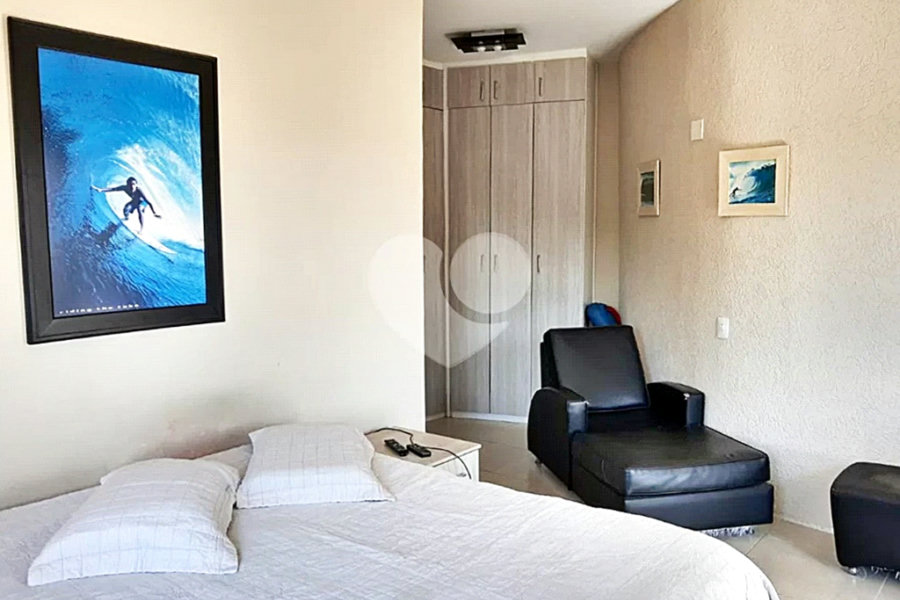 Casa à venda com 4 suítes no condomínio Parque Petrópolis 4 Secção, Mairiporã - SP