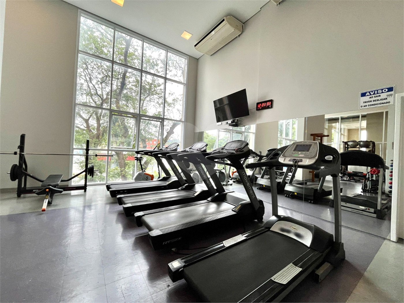 Apartamento à venda com 3 suítes em Vila Mascote, São Paulo, SP