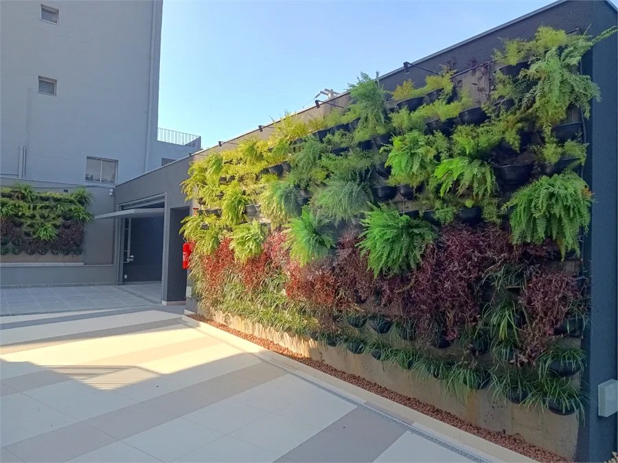 Apartamento à venda com 2 quartos, sendo 1 suíte,  em Vila Baruel, São Paulo, SP