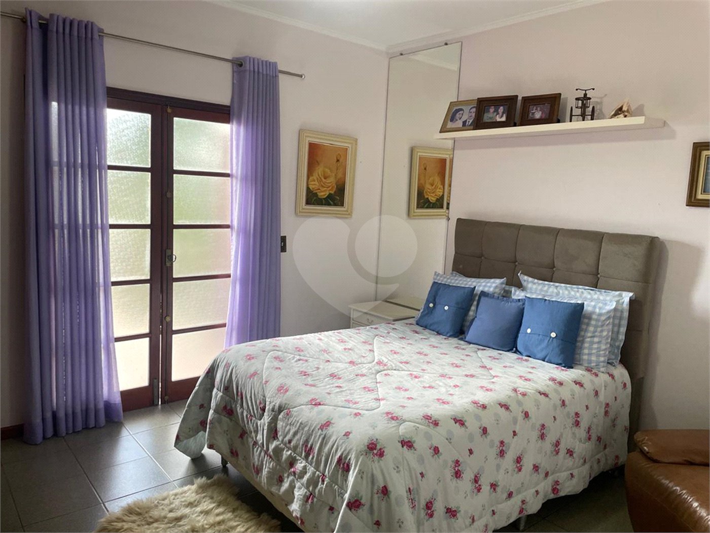 Casa à venda com 7 quartos, sendo 2 suítes, no condomínio São Joaquim, Vinhedo - SP