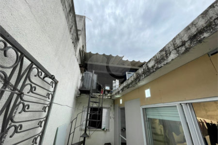 Sobrado à venda com 3 quartos em Quinta da Paineira, São Paulo, SP