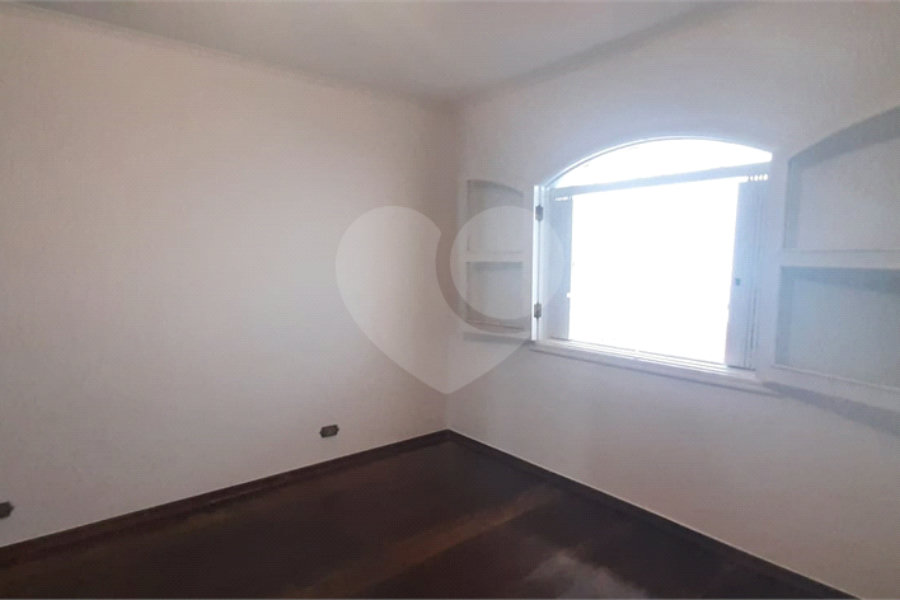 Sobrado à venda com 4 quartos, sendo 2 suítes, em Jardim França, São Paulo, SP