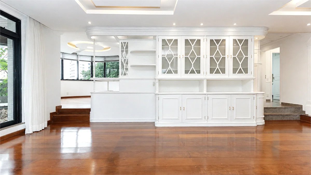 Apartamento à venda com 4 quartos, sendo 2 suítes, em Brooklin Paulista, São Paulo, SP