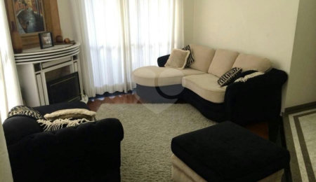 Apartamento à venda com 3 quartos, sendo 1 suíte,  em Bosque da Saúde, São Paulo, SP