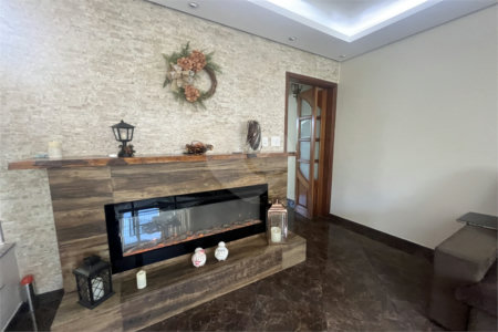 Sobrado à venda com 3 quartos em Vila Gustavo, São Paulo, SP