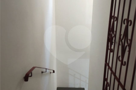 Sobrado à venda com 3 quartos, sendo 1 suíte, em Parque Ipê, São Paulo, SP