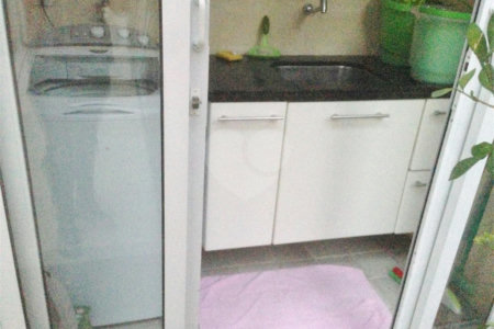 Sobrado à venda com 4 quartos, sendo 1 suíte, em Jardim Novo Mundo, São Paulo, SP