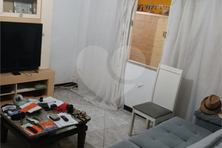 Casa à venda com 5 quartos, sendo 1 suíte, em Bangu, Rio de Janeiro, RJ