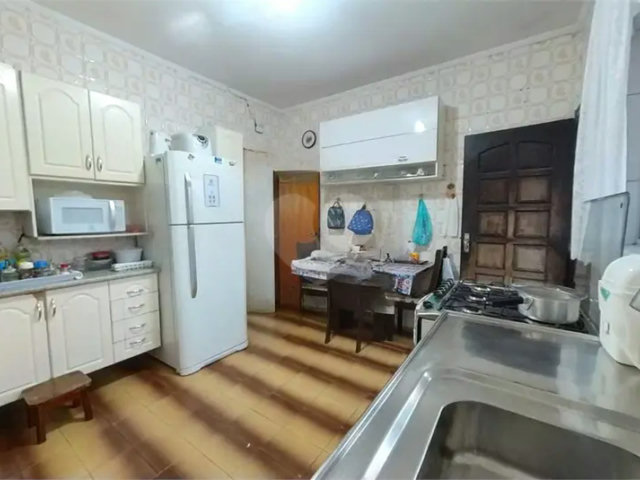 Sobrado à venda com 3 quartos, sendo 2 suítes,  em Jardim São Ricardo, São Paulo, SP