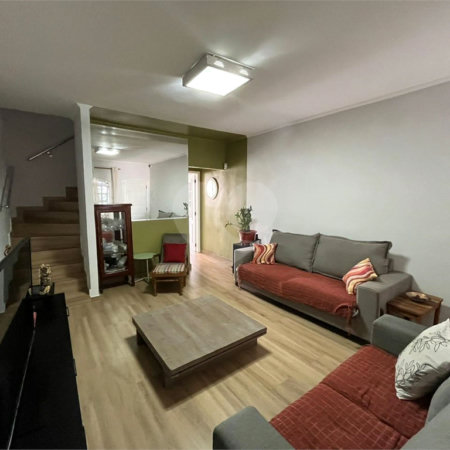 Sobrado à venda com 2 quartos, sendo 1 suíte, em Vila Basileia, São Paulo, SP