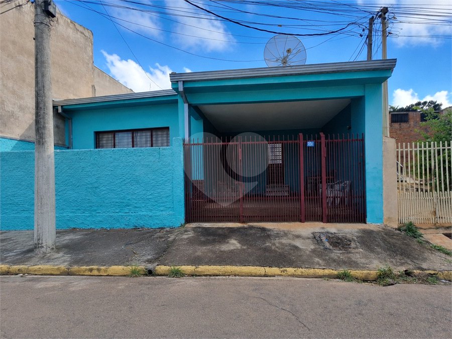Casa à venda com 2 quartos em Vila Rio Branco, Itapetininga, SP