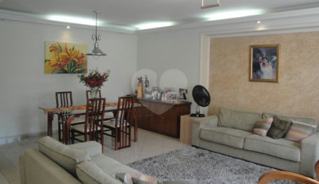 Sobrado à venda com 5 quartos, sendo 3 suítes,  em Vila Bonilha, São Paulo, SP