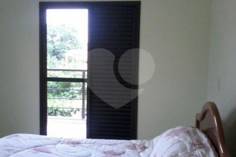 Casa à venda com 2 quartos, sendo 1 suíte,  em Jardim City, Guarulhos, SP
