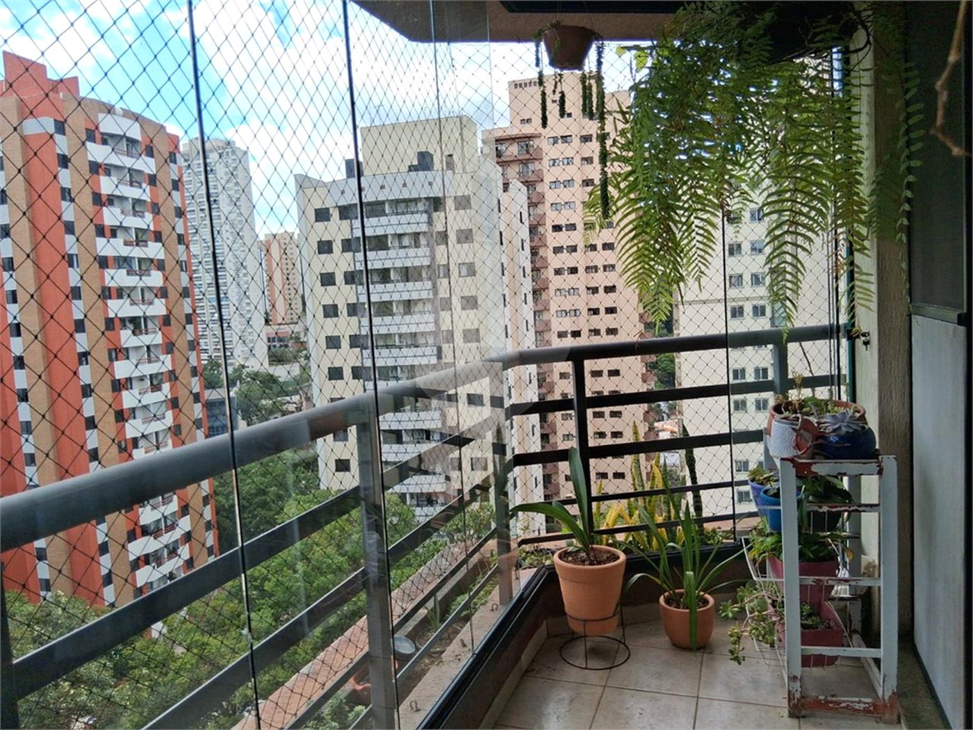 Apartamento à venda com 4 quartos, sendo 1 suíte,  em Vila Andrade, São Paulo, SP
