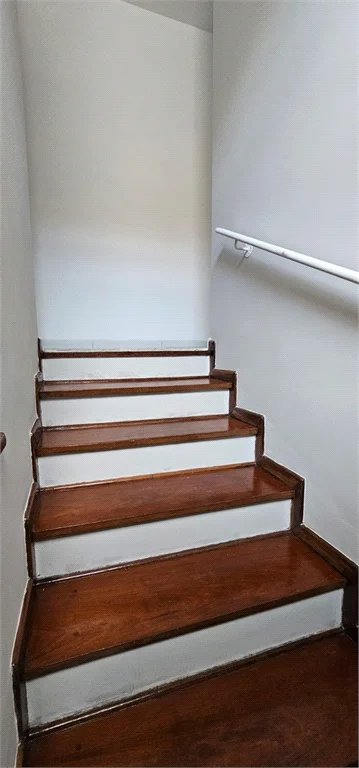 Sobrado à venda com 3 quartos, sendo 2 suítes, em Ferreira, São Paulo, SP