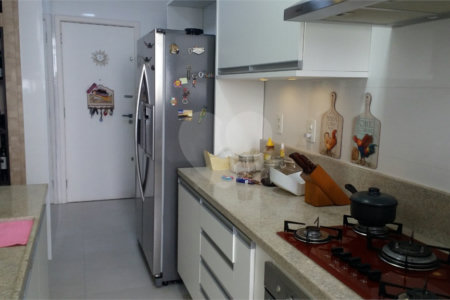 Apartamento à venda com 4 quartos, sendo 1 suíte,  em Tijuca, Rio de Janeiro, RJ