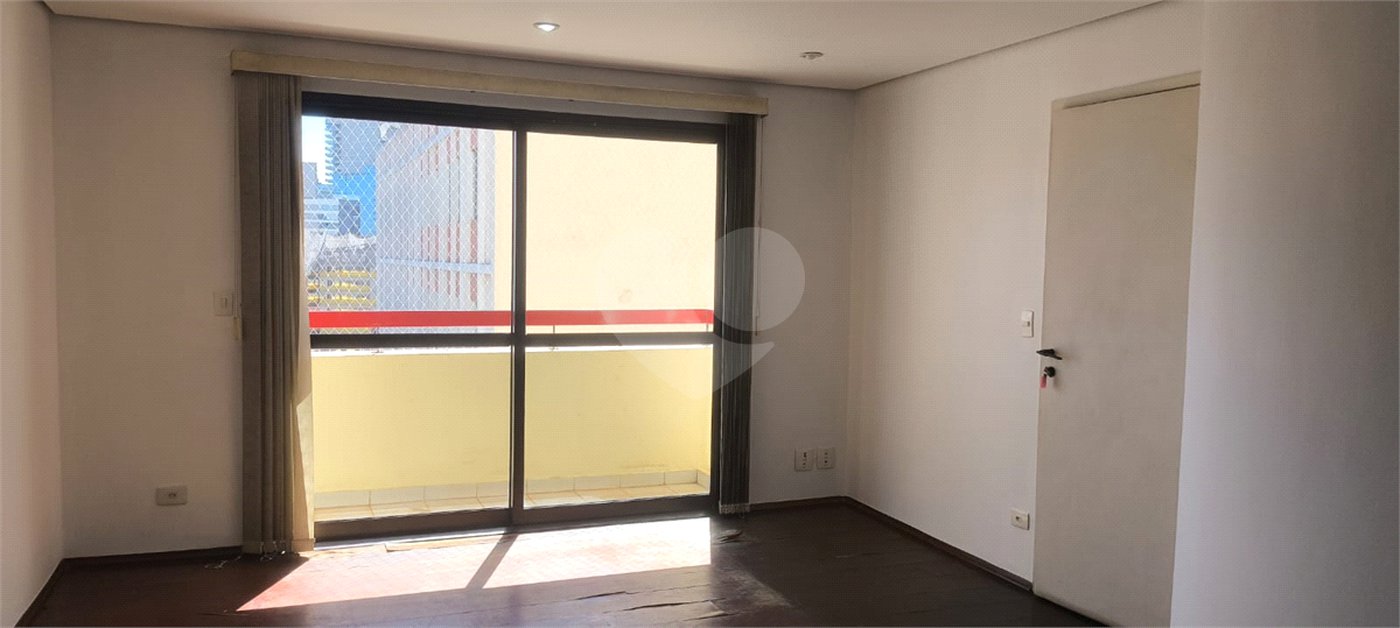 Apartamento à venda com 3 quartos, sendo 1 suíte, em Pinheiros, São Paulo, SP