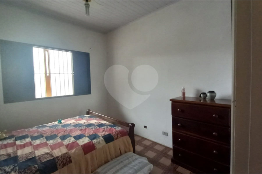 Sobrado à venda com 5 quartos em Tremembé, São Paulo, SP