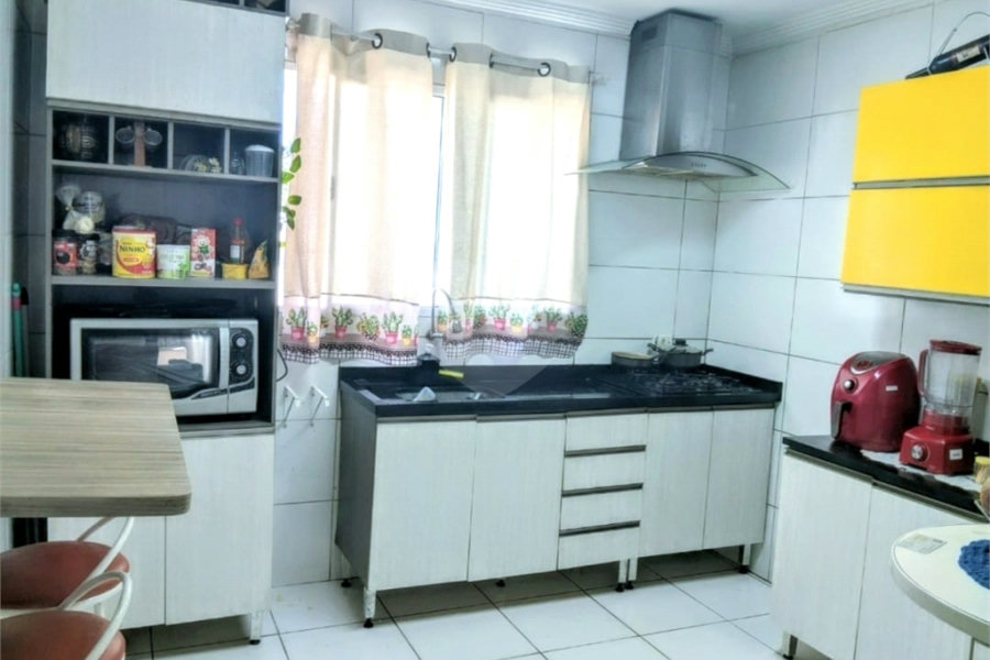 Casa à venda com 2 quartos no condomínio Villaggio Dona Regina, São Paulo - SP