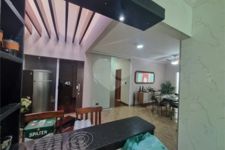 Casa à venda com 4 quartos, sendo 1 suíte, em Jardim São Carlos, Sorocaba, SP