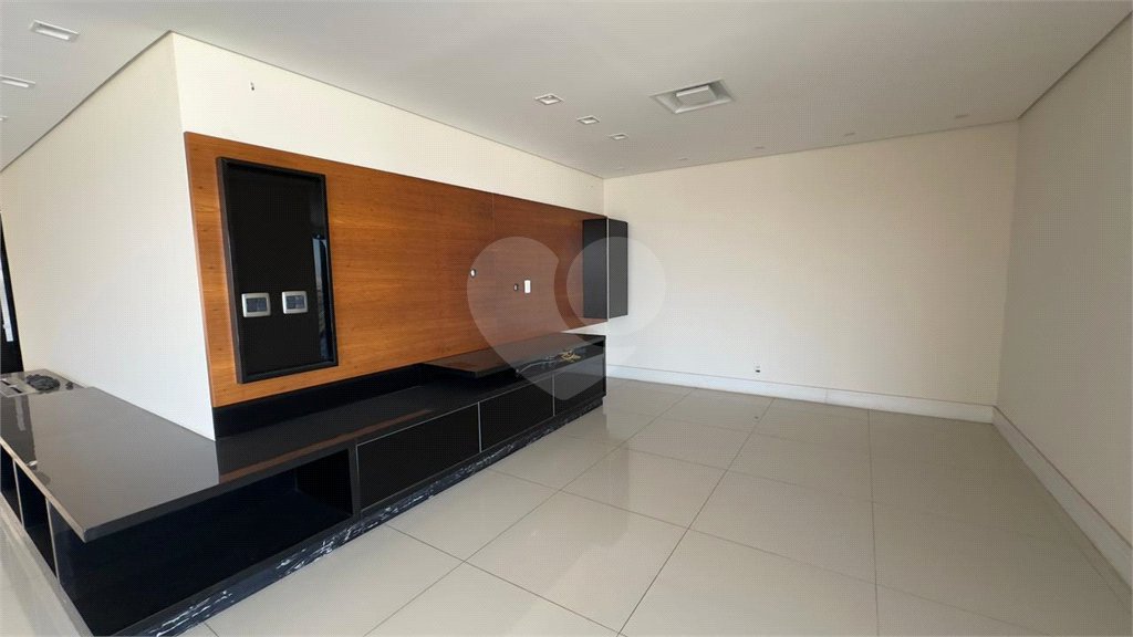 Casa à venda com 6 quartos, sendo 3 suítes, no condomínio Jardim Vila Paradiso, Indaiatuba - SP