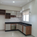 Casa à venda com 3 quartos, sendo 1 suíte, no condomínio Vila Paraty, Indaiatuba - SP
