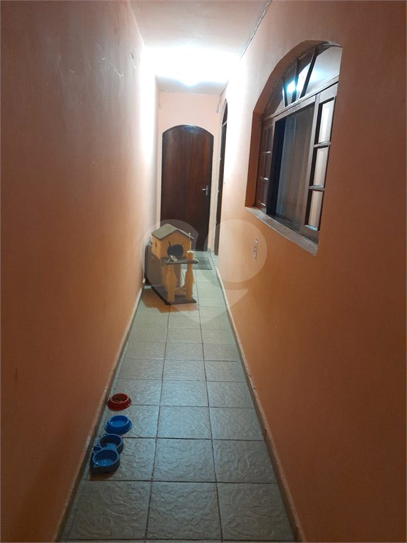 Casa à venda com 4 quartos, sendo 1 suíte, em Mogi Moderno, Mogi das Cruzes, SP