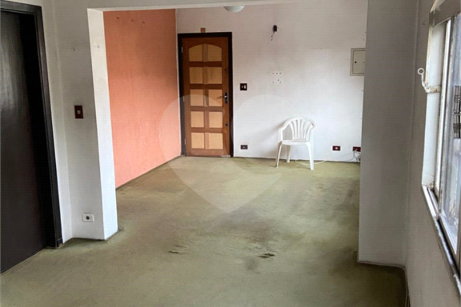 Sobrado à venda com 3 quartos, sendo 1 suíte,  em Parada Inglesa, São Paulo, SP
