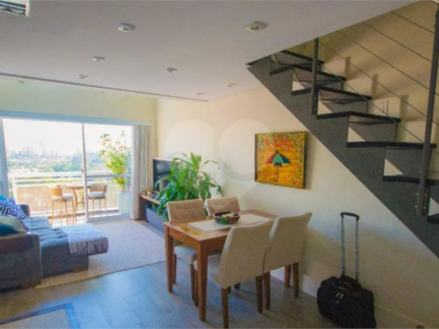 Apartamento à venda com 2 quartos, sendo 1 suíte,  em Vila Mariana, São Paulo, SP