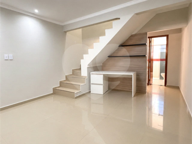 Sobrado à venda com 2 quartos, sendo 1 suíte,  em Vila Mazzei, São Paulo, SP