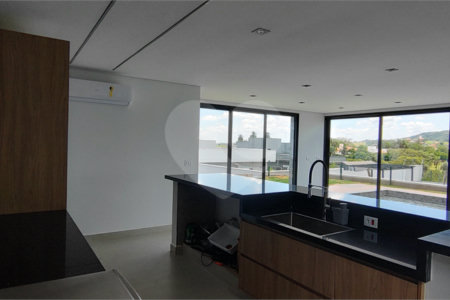 Casa à venda com 4 suítes no condomínio Campos de Santo Antonio II, Itu - SP