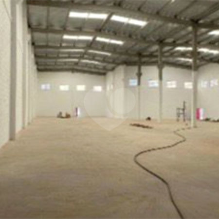 Casa para alugar com 1 quarto no condomínio Complexo Julio Reis de Galpões, Sorocaba - SP